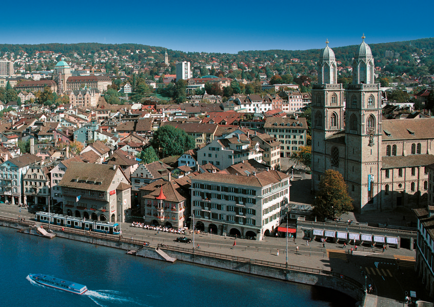 Postkarte · Zuerich · Limmatquai · Grossmuenster